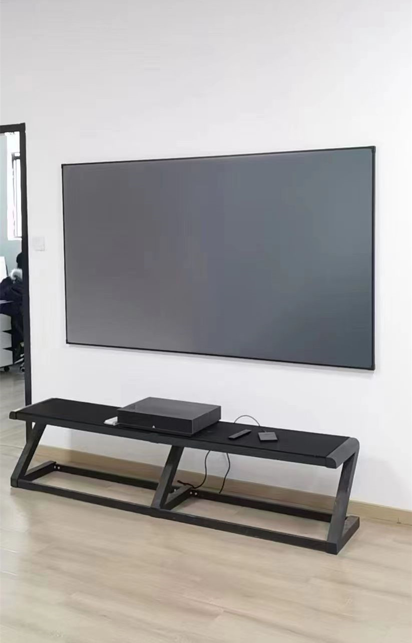 家庭影院投影仪的画面去噪点与暗部细节增强处理